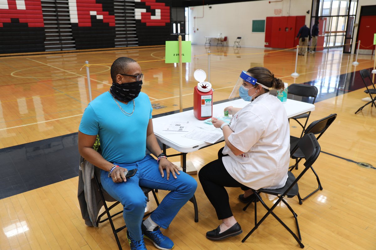 Maine Township High School District 207 tweet media