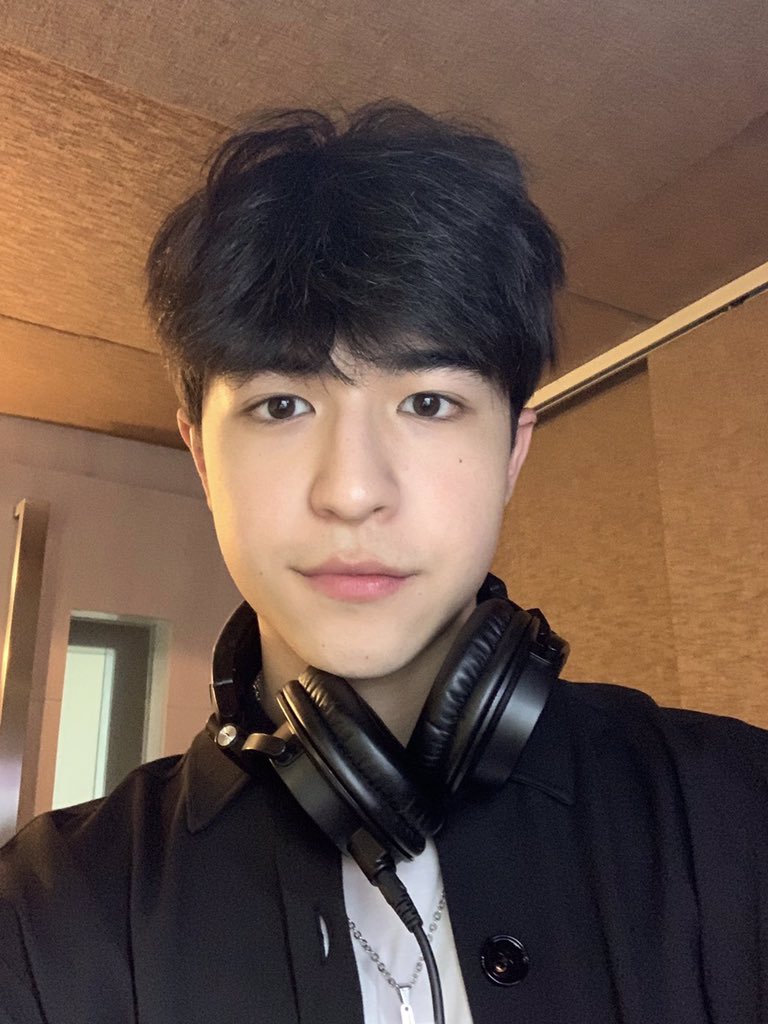 knnalee's tweet photo. ไงเกมเมอร์                      ไงแฟนเกมเมอร์ https://t.co/8wJdySjOxl