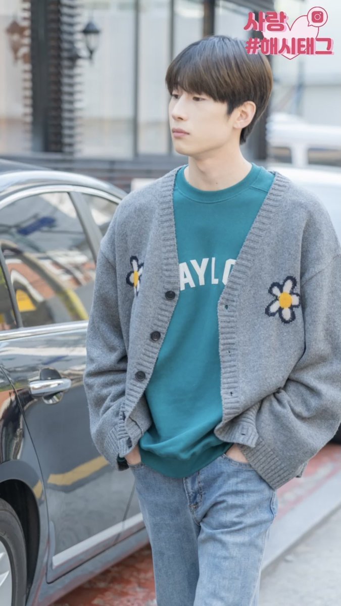 Cafe_SeungPyo's tweet photo. 🌼 https://t.co/79OcOi0qef