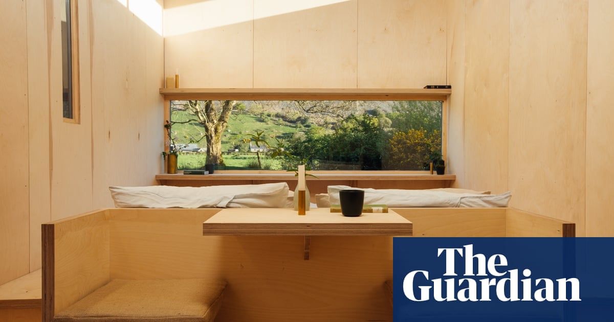 boldavenue's tweet image. Tiny house / glamping cabins in Wales: buff.ly/2Q1gko6 #DesignFind