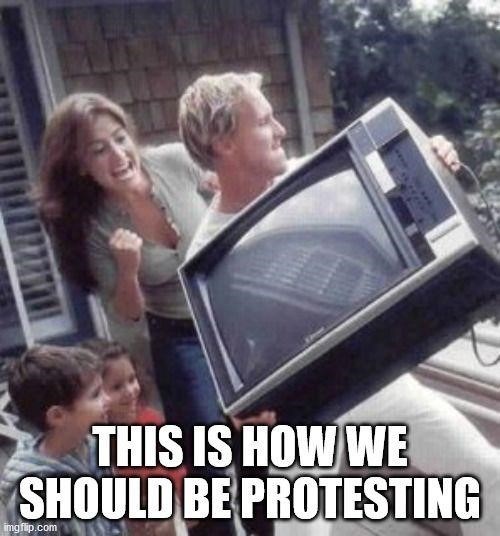 TruthSe91901515's tweet photo. @LFPress @healthing_ca MSM #DinosaurMedia are having a tough time controlling the Covid-19 #FearPorn narrative https://t.co/V3zdqCHuaY