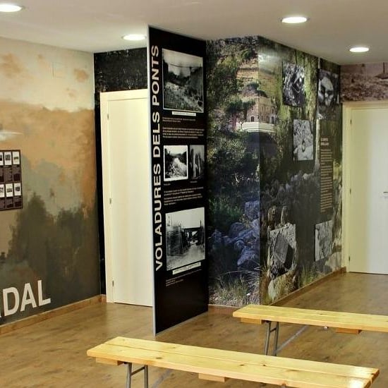 cesub_subirats's tweet photo. Aquest diumenge 16 de maig, cap de setmana dels museus, entrada lliure al Centre d'Intrerpretació de la Última Defensa de Barcelona (#CIUDEB) al Pago. Si voleu, també podreu comprar el llibre Gotims de Subirats!! https://t.co/znMsGGX2NU