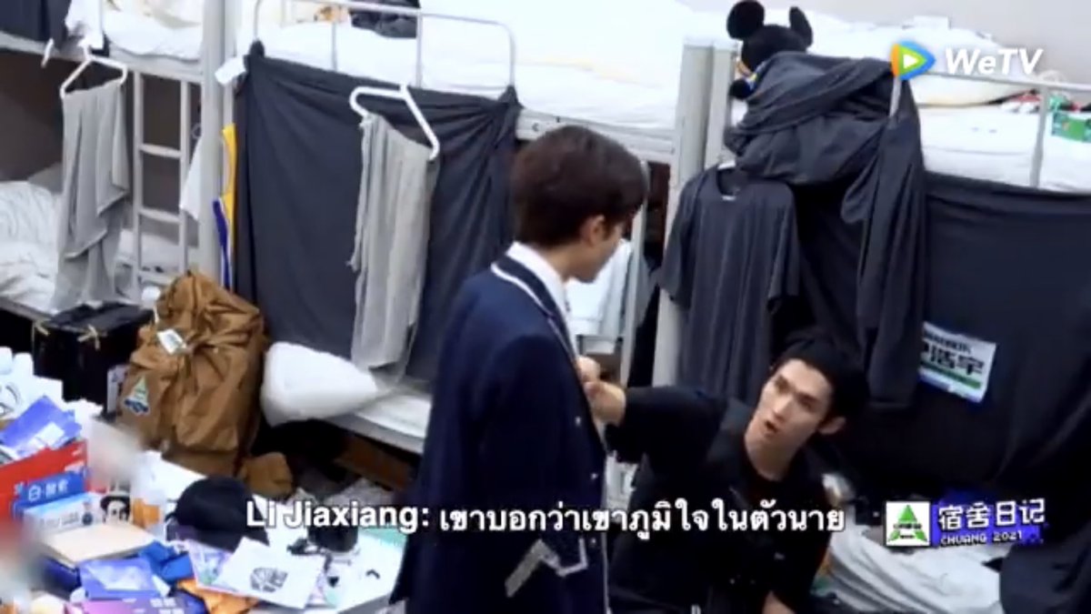 pimpaipai's tweet photo. พิJiaxiang กับแพทริค คสพ.คู่แข่งที่รัก
-แบทเทิลพิชนะน้องแพทหลังจากต้องดวลถึง2ยก
-หอ1001แพทริคจะขอสละย้ายออกเองเพราะคนเกิน พิไม่ให้ออก..มารู้เหตุผลทีหลัง จริงๆพี่เป็นห่วงเด็กต่างชาติ&amp;ยอมรับในตัวน้องเลยอยากอยู่ด้วย
-ท็อปโหวดพิเชียร์น้องแพท
-โดนคัดออกก่อนจากกันพิยังอุตส่าแปลให้น้อง https://t.co/n5vBVcIfz5