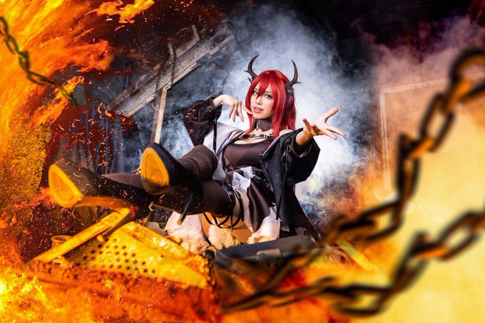 Twitterのコスプレ画像17