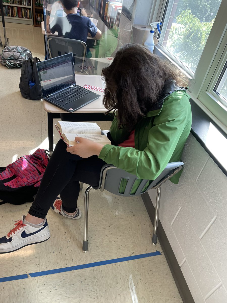 Ms. Strong tweet media