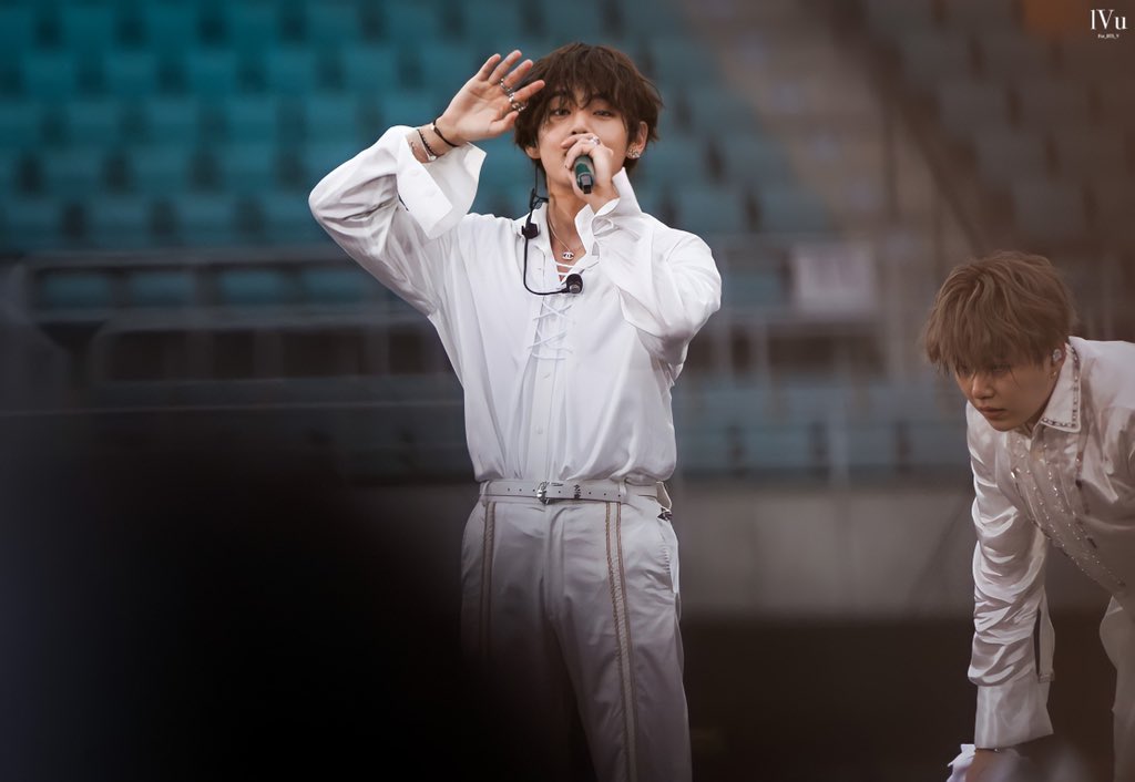 러브유 lVu tweet media
