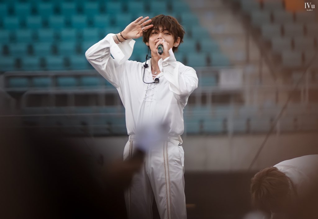러브유 lVu tweet media