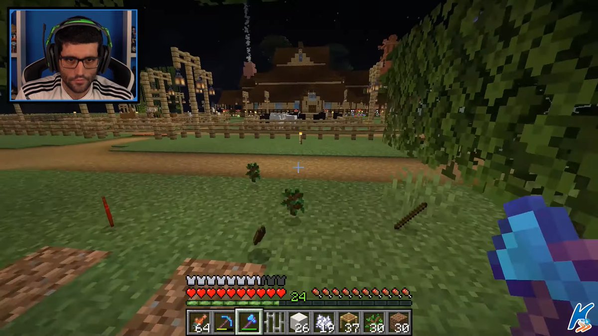 Piracity24h's tweet photo. Há dois anos atrás os Piratas entravam em um servidor de Minecraft para ver as novidades da atualização 1.14

O resto é história. https://t.co/WWF7ARpeyI