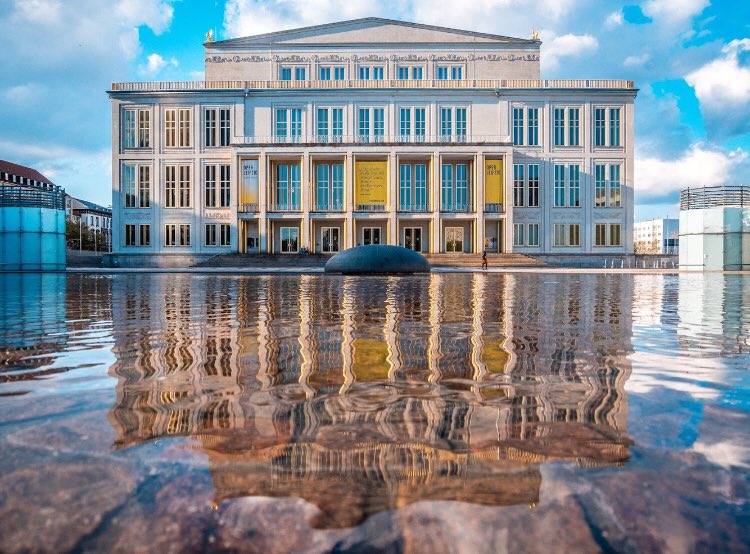 LeipzigFreeTour's tweet photo. Leipzig Opera

https://t.co/vfabdT71NH

#leipzig #leipzigfotos #leipzigartig #leipzigcity #germanytravel #travel_2_germany #germany #czech #udssr #socialism #train #zug #bvg #berlin #dresden #prague #prag #unserleipzig #visitgermany #leipzigtravel #leipzigartig https://t.co/9jWpY8ss5a