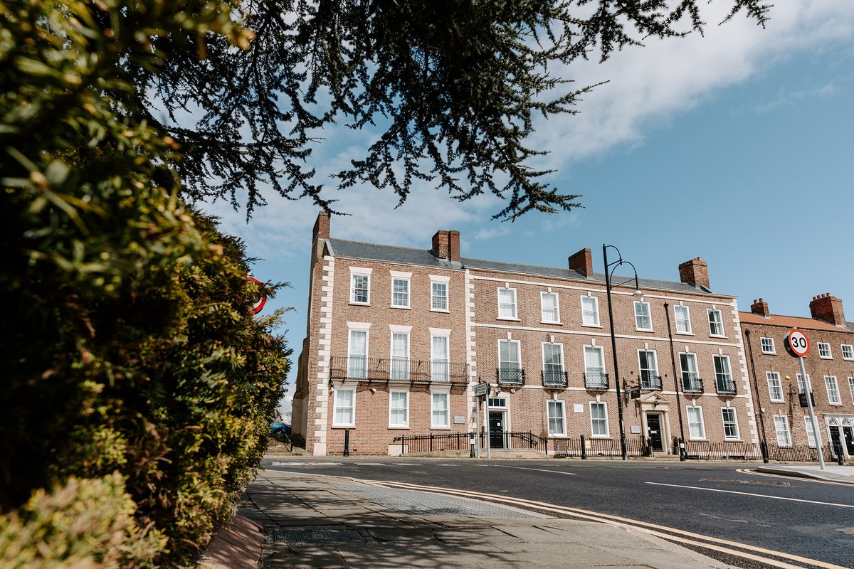 Gloucester House tweet media