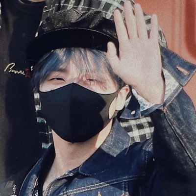 miennnnnn_'s tweet photo. #NewProfilePic https://t.co/AyWULIke4v