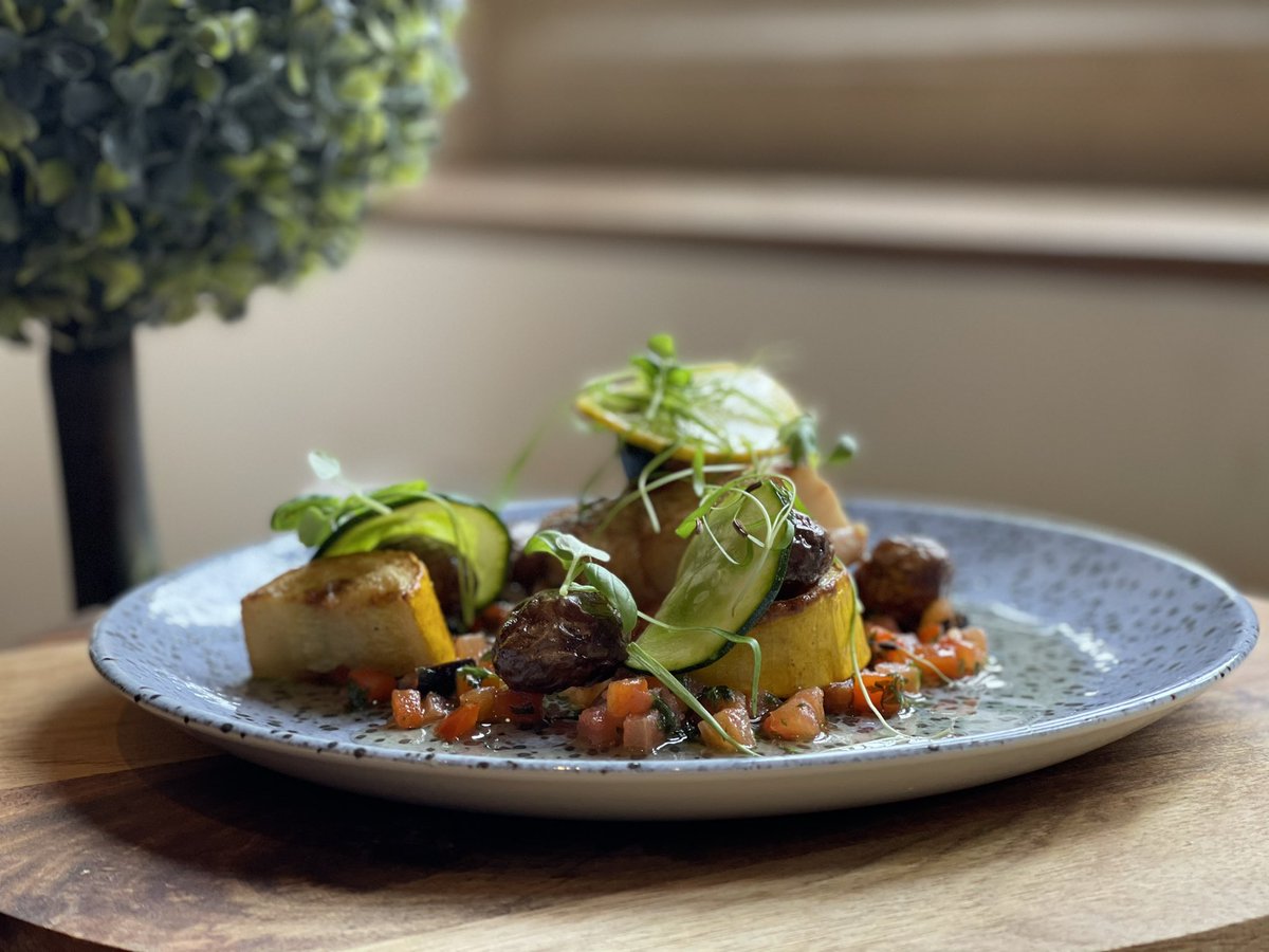 Lovely #fishfriday #codloin #smokedtomatao <a href="/tomchef123/">Tom Lowe</a> <a href="/OliCullers/">Oli Cullingworth</a> <a href="/HolroydHowe/">Holroyd Howe</a> @churchill1795 <a href="/Rachael48432853/">Rachael Wilson</a> <a href="/chefbenji64/">Ben Cook</a>