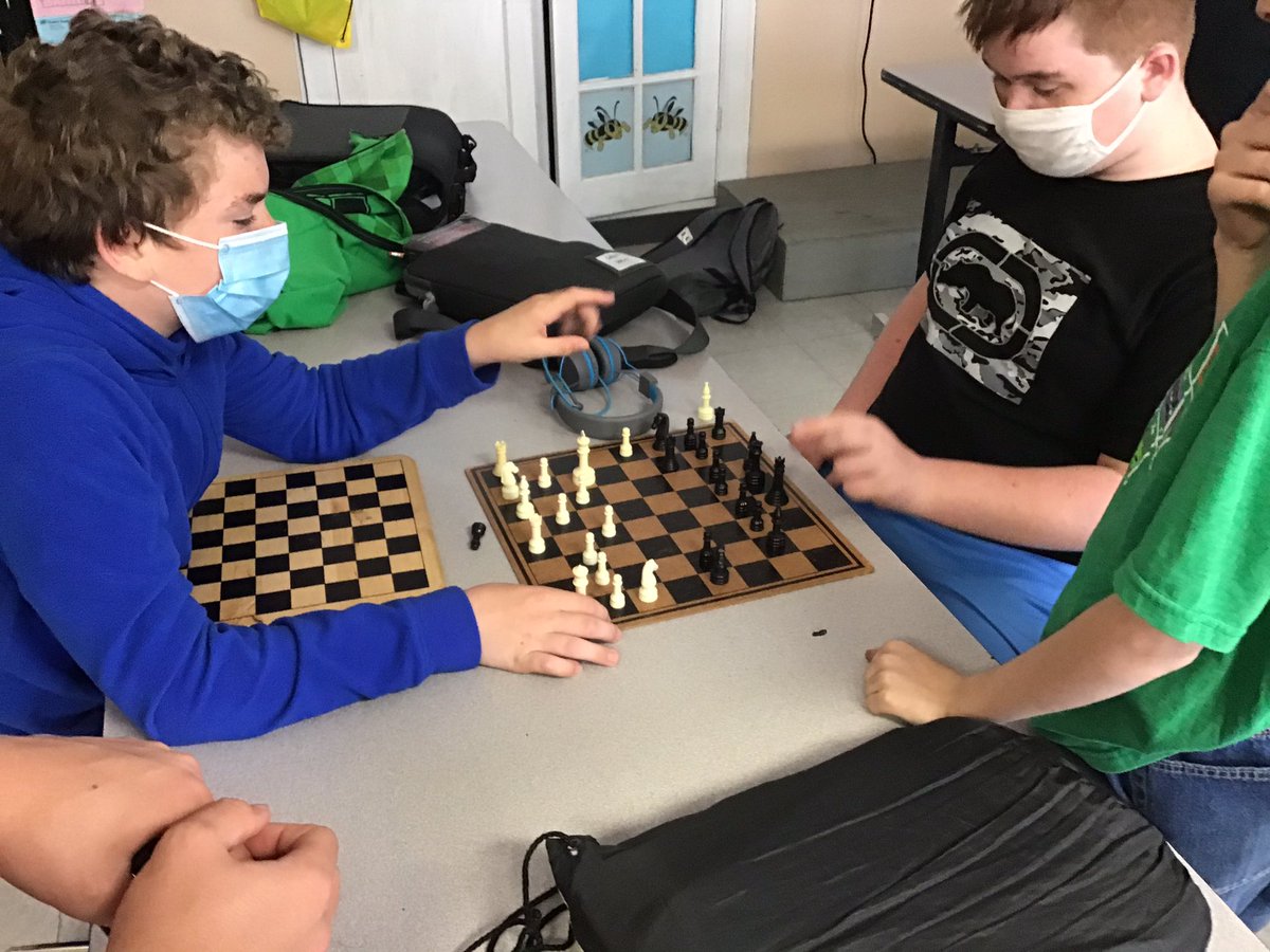 fms_tech's tweet image. #fmsteach #teentweet House day