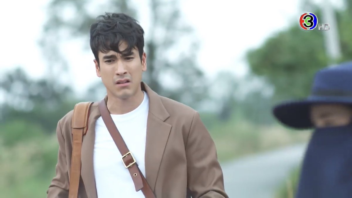 _barrybear's tweet photo. งอแง พ่อแม่ให้เอารถพ่วงมารับ #บ้านหนองกะแยงep1 https://t.co/73R1nXhgpJ
