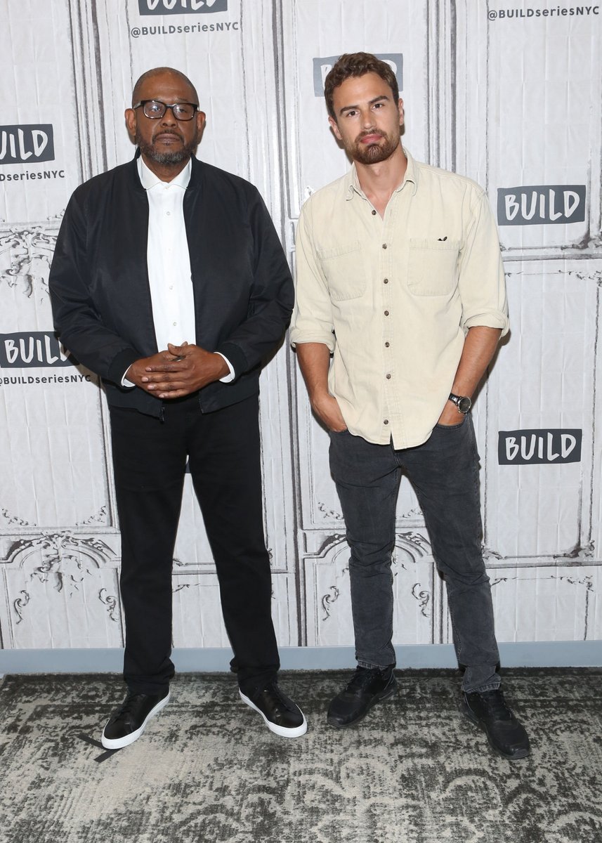 TheoJamesOrg's tweet photo. Gallery update: HQ photos of Theo James from his 2018 and 2019 public appearances - https://t.co/62MXK5wmpg https://t.co/ElpPDJt4b9