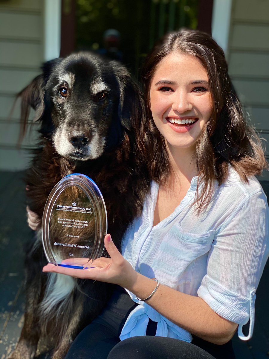 Congratulations to <a href="/ariannalevatich/">Arianna White-Levatich</a> for winning the @EppeOdu Outstanding Student Award!