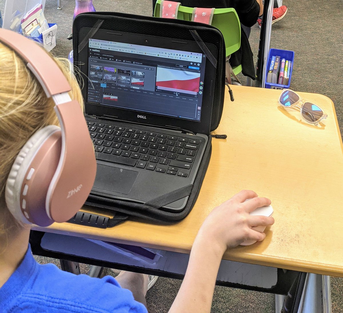 EFLMC's tweet photo. @EF_FCT 4th graders began learning how to use WeVideo to share their learning creatively. #fpsleadingtheway https://t.co/PToB3fEyQe