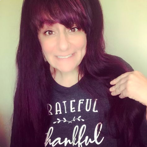 MeredithBlis's tweet photo. New Lyric video launches tomorrow!
And My favorite sweatshirt says it all!
*grateful*
*thankful*
*blessed*
Can’t wait to share it with you
🎉😊💖🎉
.
Live Premiere at 1PM central on the @chrisandsandyshow
Join Us! (Link on their bio) https://t.co/4ls2j49jqu