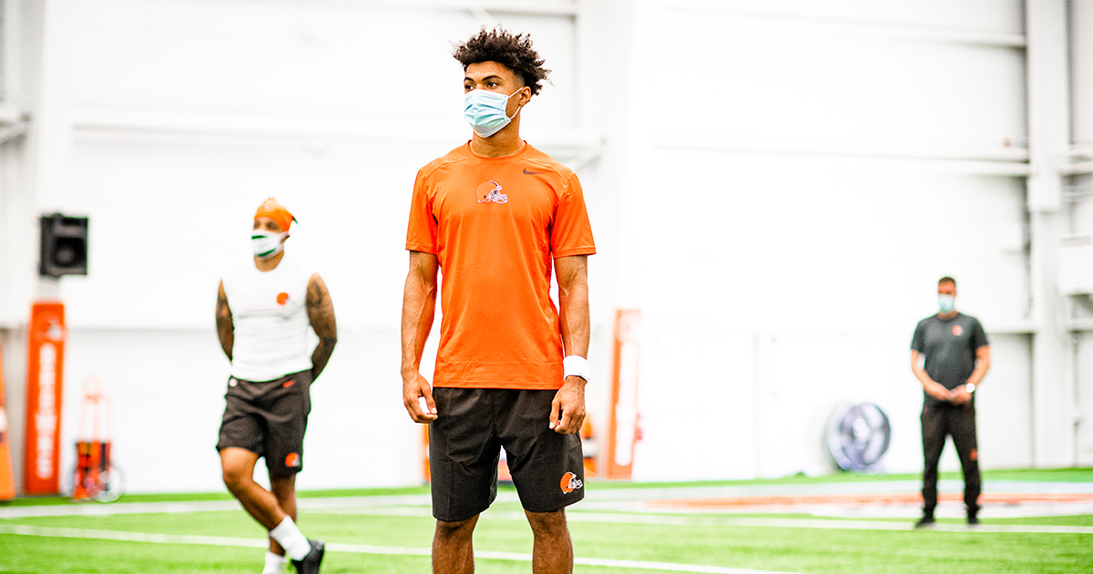 Browns's tweet photo. Anthony Schwartz says mentorship from Jarvis Landry 'is going to do a lot for me'

📰 » https://t.co/RAAwCKo5Kb https://t.co/kgafGeNcBv