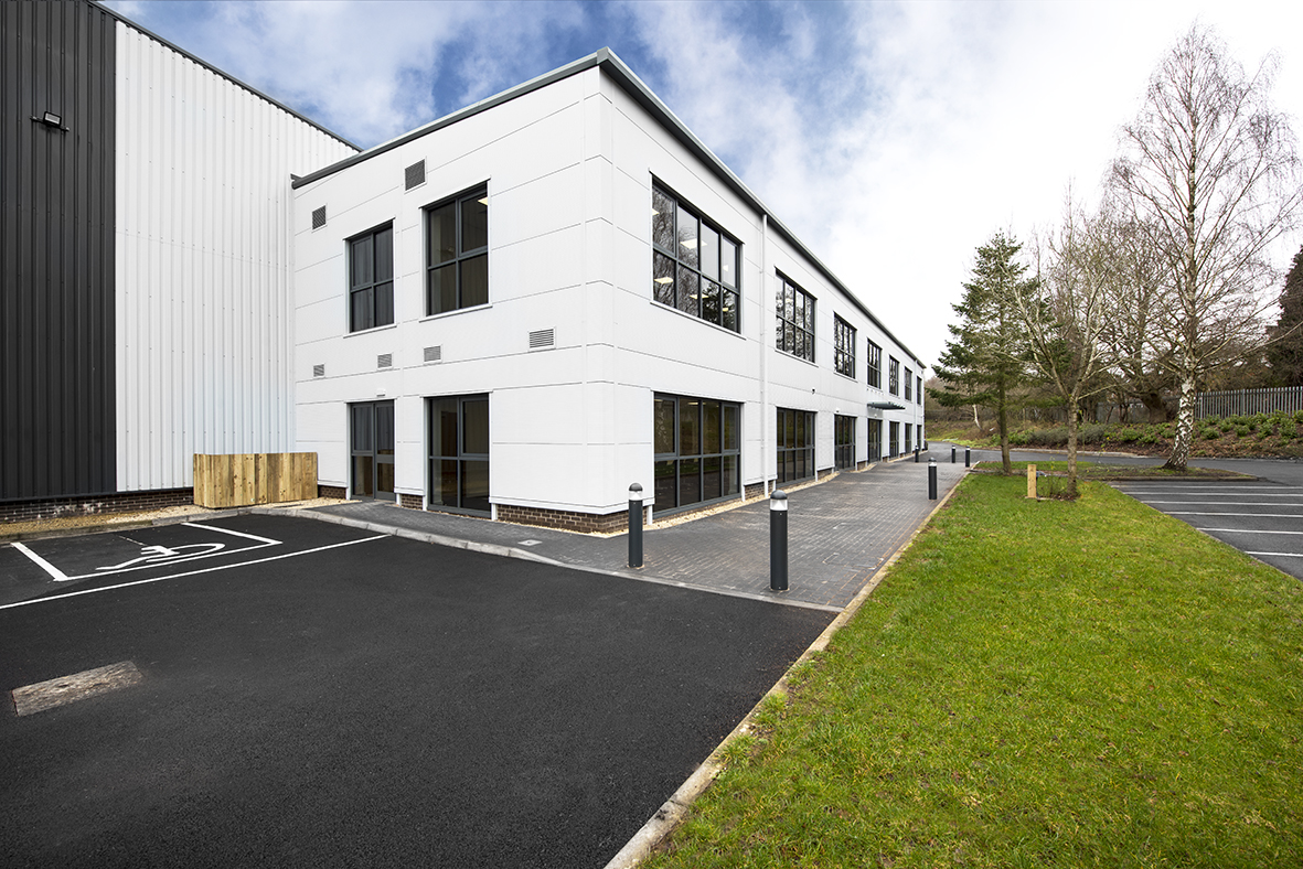 MCSGroupLtd's tweet photo. Our #primaryprojects team has delivered some great projects recently, including this refurbishment and extension to an existing warehouse in Kidderminster. The works included a new steel frame, cladding, windows and doors, drainage and office fit out
#loveconstruction https://t.co/Q529OyRvWA