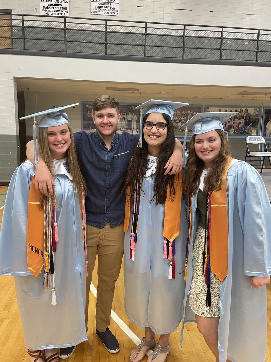 county_cte's tweet photo. Congratulations to these @SulSouthHS Rebels for passing their Certified Clinical Medical Assistant (CCMA) exam. Very proud of Ms. Amy Joyner and her students for accomplishing this achievement. @SullCoSchools #certificationsrock https://t.co/jOmrU4ohRG