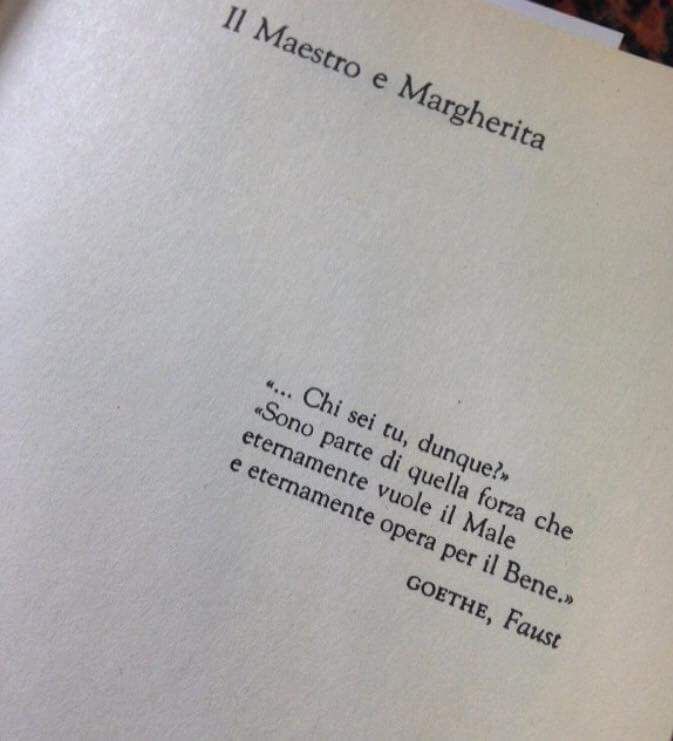 @PasqualeTotaro @GucciPatrizia @OriettasRecipes @ElenarussoTW @AnnaRagosta @MarnaSilimbani @Mercurimc @tafudany1 @Oia35494913 @ilva87161350 @artmajcar @wonderful_g @RaffaSalzano74 @carolinasanter1 @guastellae @sole_stelle @Pitet191 @Dayafter2012 @doverid @Alberto63Al @GerberArancio @Alice70A @Anthonj0 @Amelie84044597 @Rebeka80721106 @MollyBloom82 @ValerioLivia @MomiraMonika @josepcampo @MinervaArmata @AlmiraUva @ritamay1 @Giacal4Maurizio @Angy1918 @PlumaAuream @DAXdB @miaudit @Sensibilia8 @adelestancati @RosannaAvella @DemoFranca @lucy_esposito @MarinaMasala1 @SalaLettura @rizzina2005 @YouTube @PeppeTodis @Unibocconi L'amore ci si parò dinanzi come un assassino 
sbuca fuori da un vicolo, quasi uscisse dalla terra, 
e ci colpì subito entrambi. Così colpisce il fulmine, così colpisce un coltello 
a serramanico

Bulgakov, Il maestro e Margherita 

#ScrivoStorieDamore #SalaLettura 

My 📸