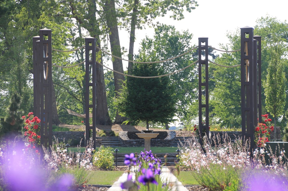 There’s still time to get tickets for Garden Dialogues at @TownatTrilith! Tomorrow, Principal Todd Fuller will be sharing insight on how garden design can be optimized to balance cinematic character and functionality. Learn more: tclf.org/garden-dialogu…