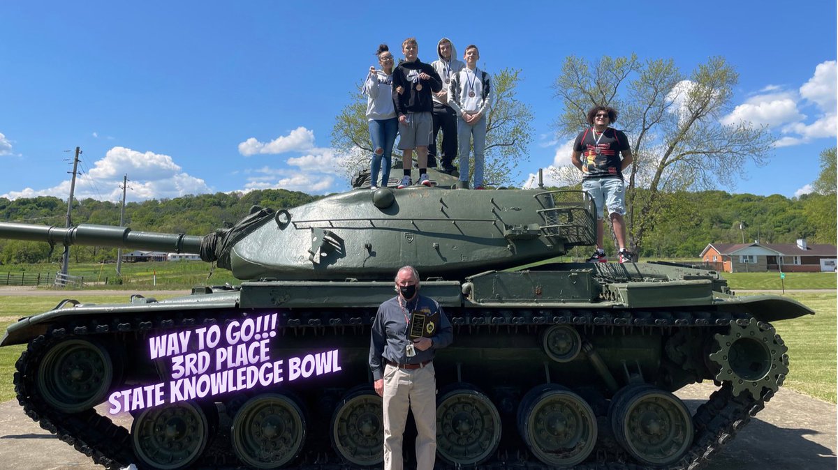 Congratulations to Mr Metzler’s CBI students who placed 3rd at the State Knowledge Bowl competition! We are proud of you! 🏆 👏🏼 🦄 🙌🏽 🧠 #GoTanks