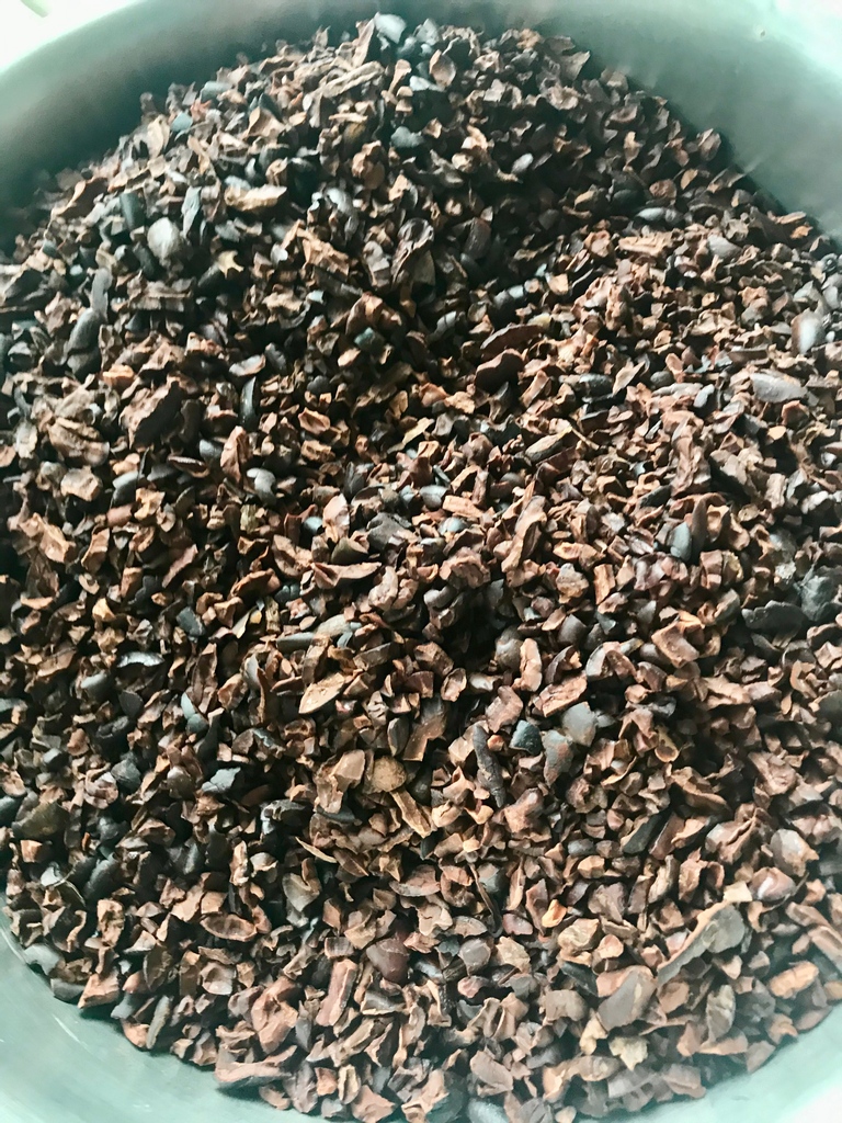 Nibs hold a special place in our hearts as the original 100% cacao. We are offering Semuliki, Lachua, PISA, and ABOCFA as nibs to the North American market. Reach out if you would like to place an order! #cacao #cacaonibs #fresh #singleorigin #organic #nibs