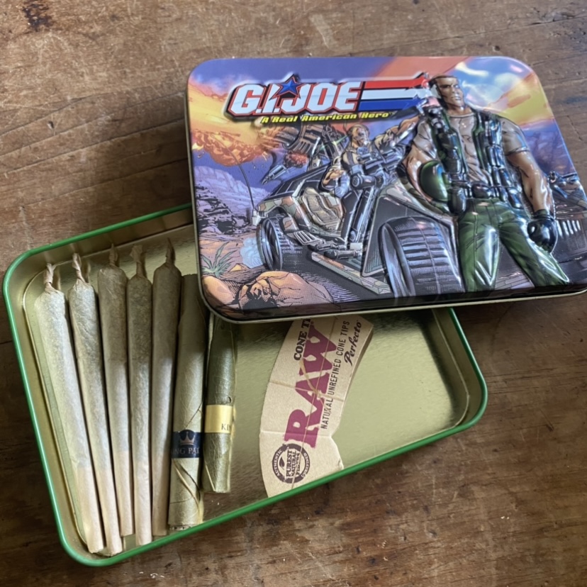 Cannamazoo_420's tweet photo. Please tell me that we all have a small collection of vintage tins to keep our weed in?

 #michigents #mmmp #yourdispensary #stickybud #premiumbud #medicalmarijuana #cannabiscommunity #cannabisindustry #cannabissociety #highsociety #thc #cbd #michiganmeds #trichomes #terpenes https://t.co/J2yeM2PQqr
