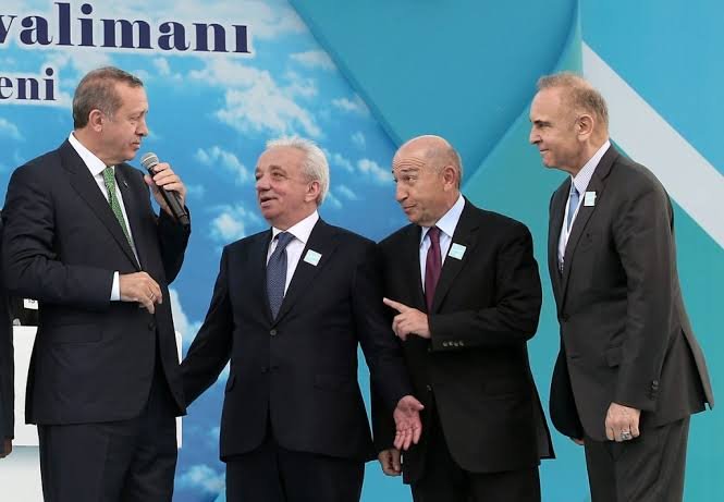 Cengiz İnşaat'a 30 kez
Kolin İnşaat'a 36 kez  
Makyol İnşaat'a 24 kez
Kalyon Holding'e 19 kez
Limak İnşaat'a 19 kez vergi muafiyeti tanındı.

Bizlere de Kazdağları'nı savunduğumuz için 650.000 liranın üzerinde para cezası kesildi!
#HelalEtmiyorum
#HelalEtmiyoruz