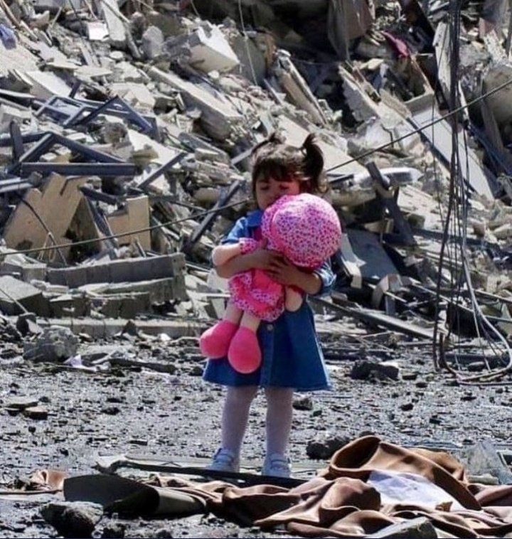 World Human Rights Defenders Have To Say Something About That!
This isn't a War!! This is a Genocidein!!! This is the Crime of Humanity!
#GenocideinGaza #GazzaUnderAttack