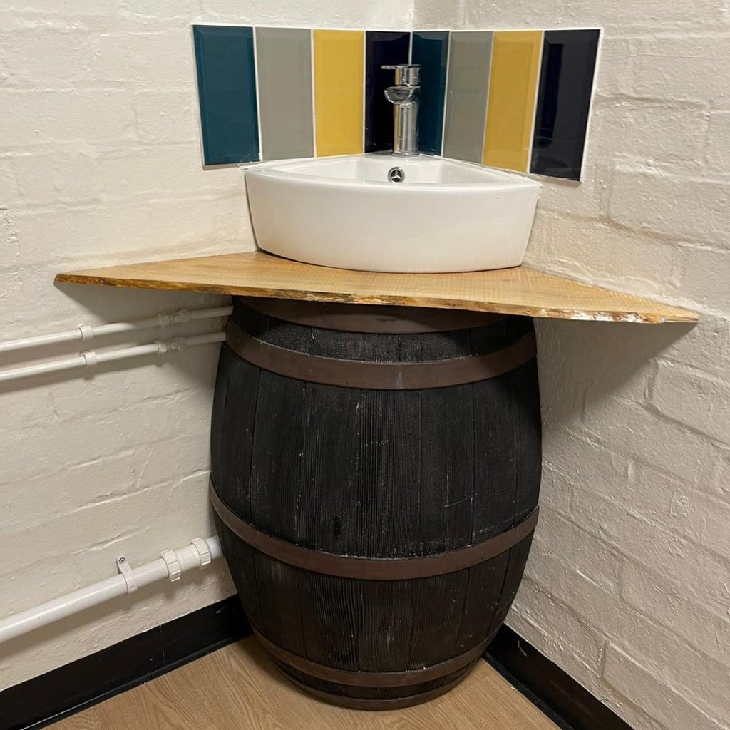 conceptrefurbs's tweet photo. Just finished another toilet.... https://t.co/UZp8mVVqil