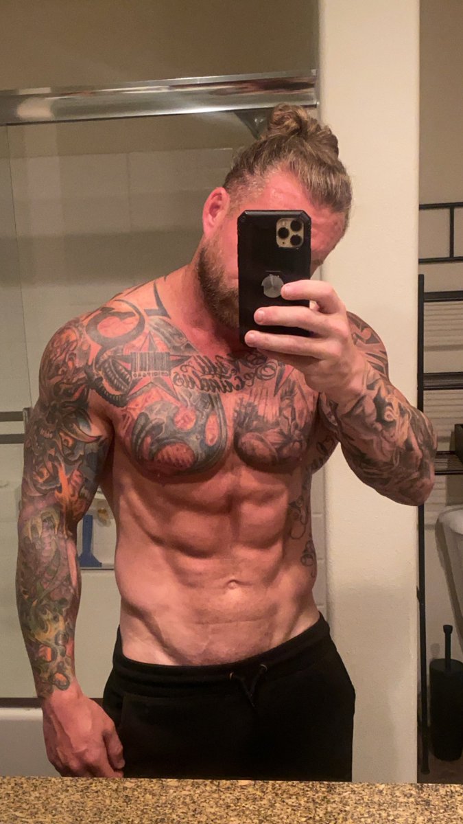 Does my physique even turn you on? http://Onlyfans.com/Jhop01 