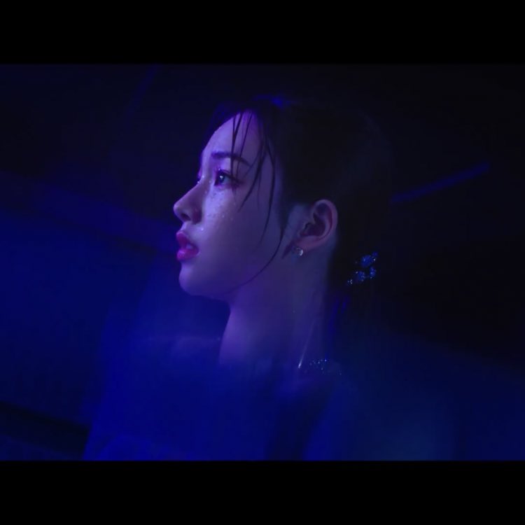 물에젖은얼굴로 연기하는 유지민 ........... 이래도돼요?