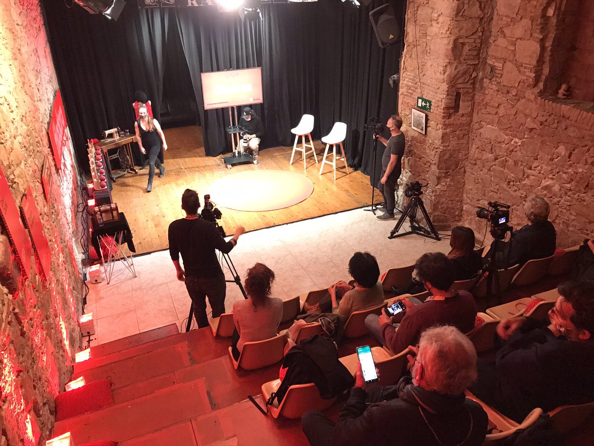 quepo_org's tweet photo. S’han acabat les votacions de @La_Filadora i aqui estem .... a veure si posem fil a l’agulla 😅 https://t.co/yh6I58EENl