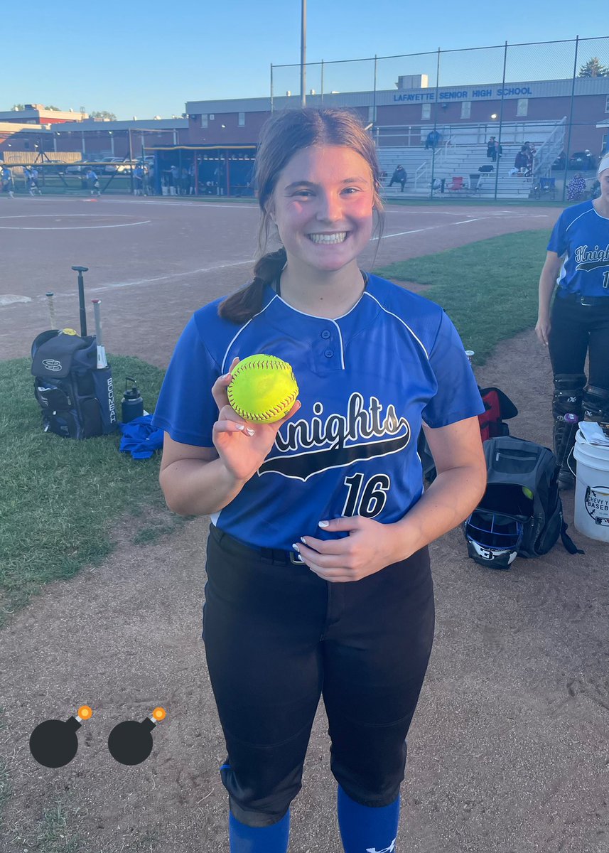 LCHS 🥎 Wins 8th Straight District Game and Sweeps 🧹🧹🧹

@SPrisinzano sends a souvenir to Kansas in 4th with a 2 run 💣 to center! Sara was 2-3!

<a href="/lucynash22/">Lucy Nash</a> , 1-3

<a href="/_hannahcarlisle/">hannah carlisle</a> , 1-2, BB

@abbyhammond23 deals a dandy and seals a 0.00 ERA in district play!!💪🧨

#GoKnights