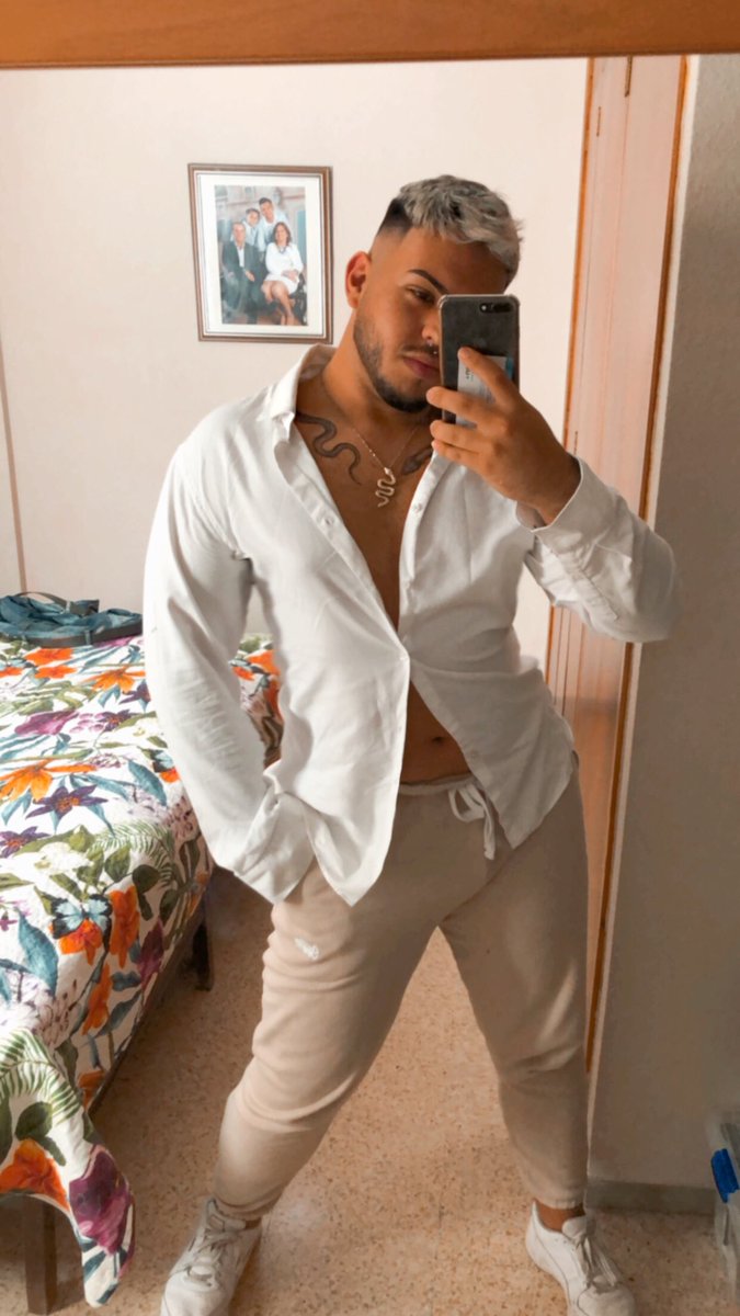 kimdari tweet media