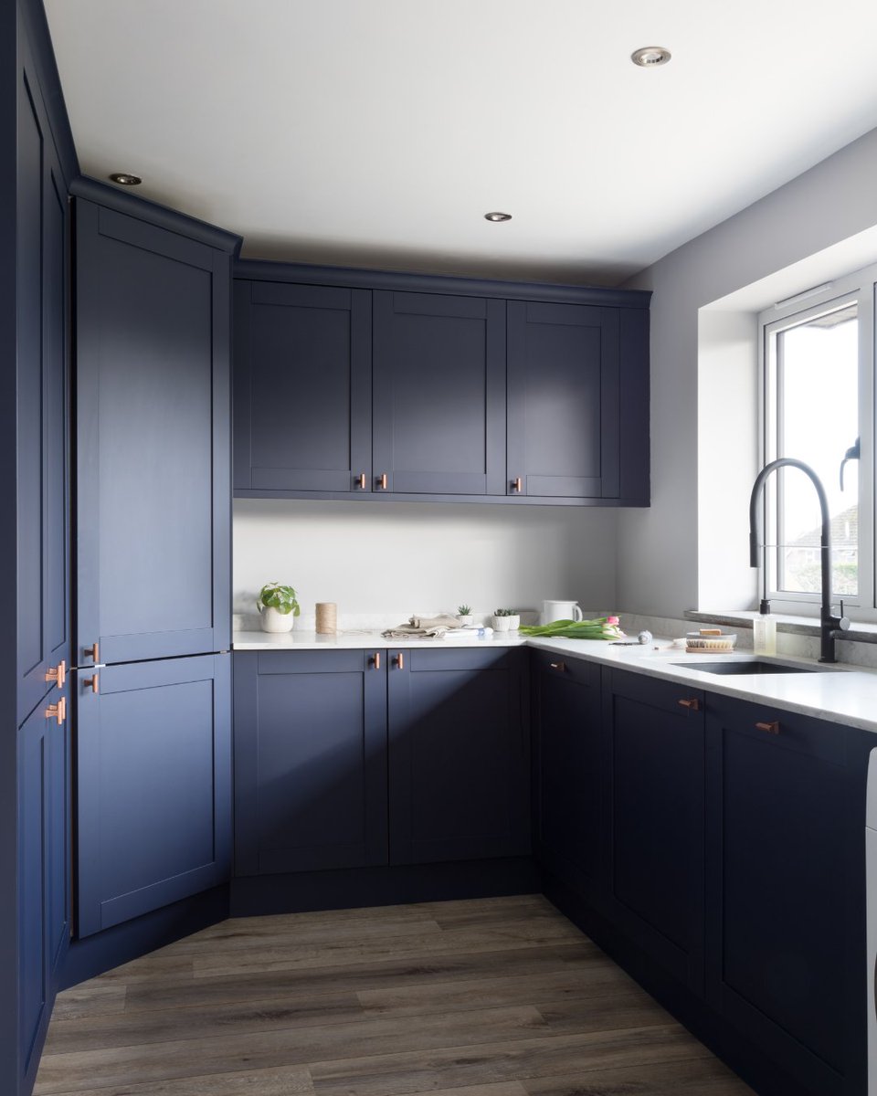 Masterclasskitc's tweet photo. Wondering how to design a multifunctional utility room? Read our blog to find out how - https://t.co/WQNXnB6pLa
.
📸 @paullmcraig https://t.co/hNZtVXxPVH
