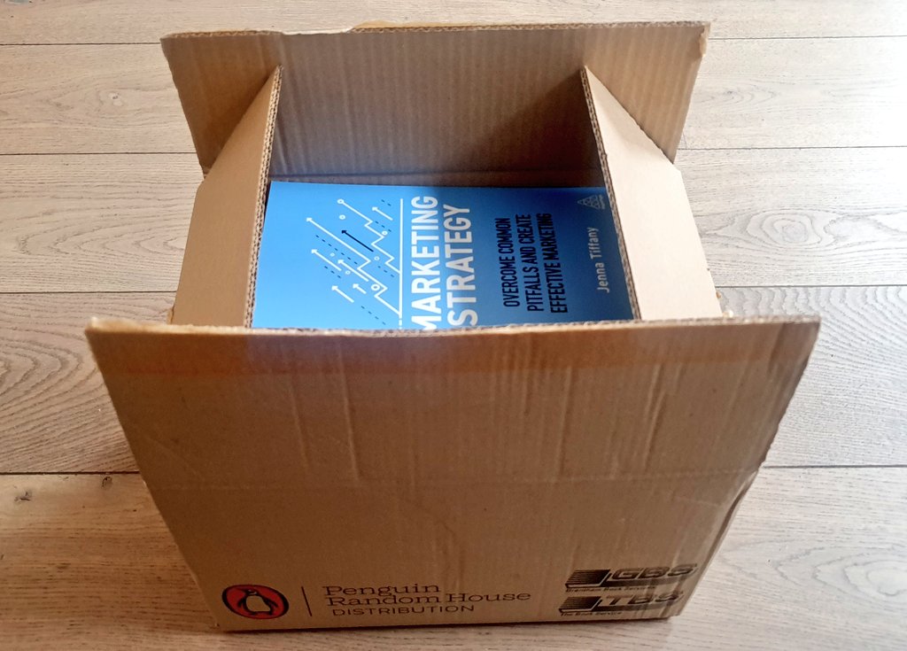 danbarker's tweet photo. I was asked to write a foreword for @jennatiffany's new book - "Marketing Strategy" - so gave it a go.

The publisher has kindly sent me 10 copies in response.

If you would like one, RT/quote this, and I will send to a random selection.

Here's the book: https://t.co/W36qP7teQR https://t.co/VydYjk7c9k