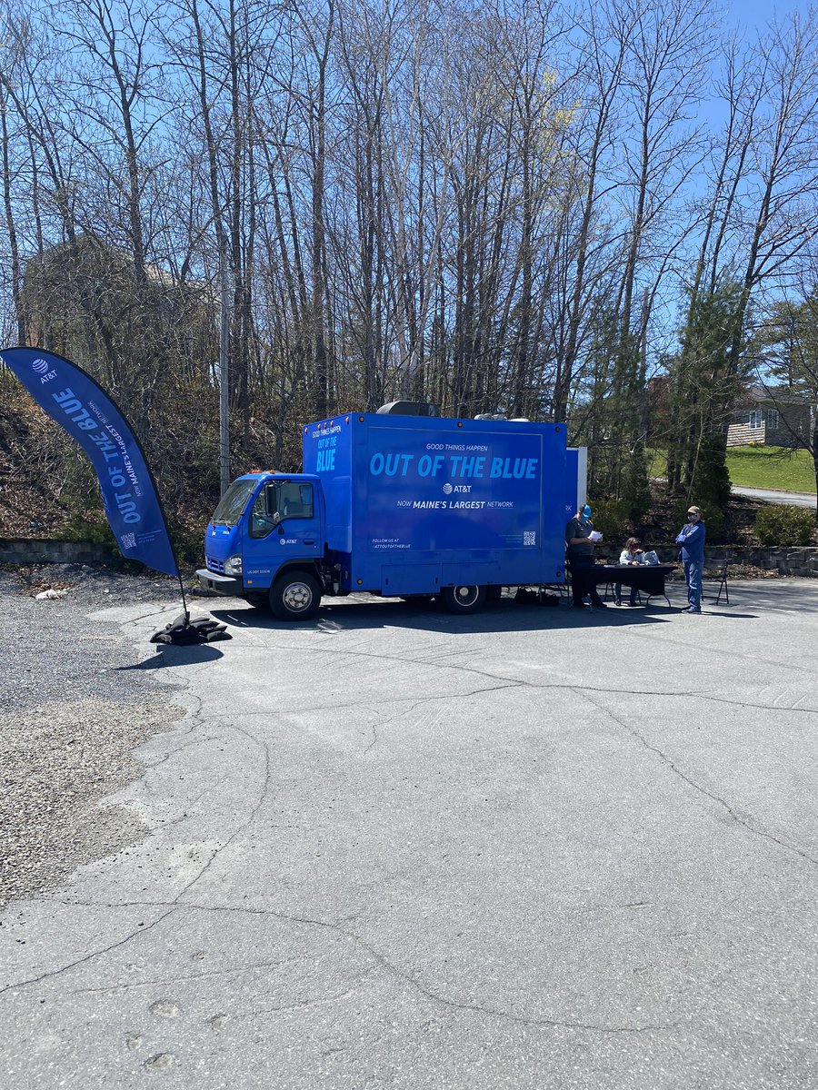 DoodyJesse's tweet photo. The Mobile Store is in Van Buren Maine today and tomorrow. We have great promotions and Maine’s Largest Network! Stop by and check out our mobile store and get a quote. @JessRacine8 @CarolWalsh01 @keroninc @TheRealOurNE #attoutoftheblue https://t.co/WtE7mhOV6H