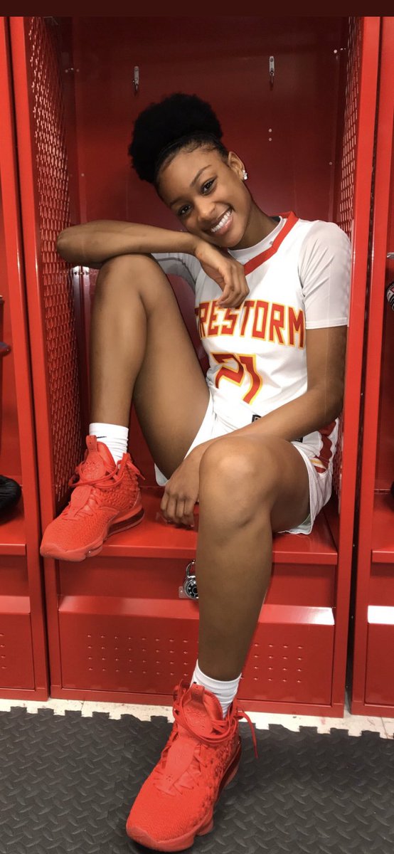 DimesWnba's tweet photo. 6'2" sophomore center from Henderson, NV playing at Arizona Christian, who helped team to a 12-5 season record, Olivia Childress @queenliv0 https://t.co/vEKajZM3qd