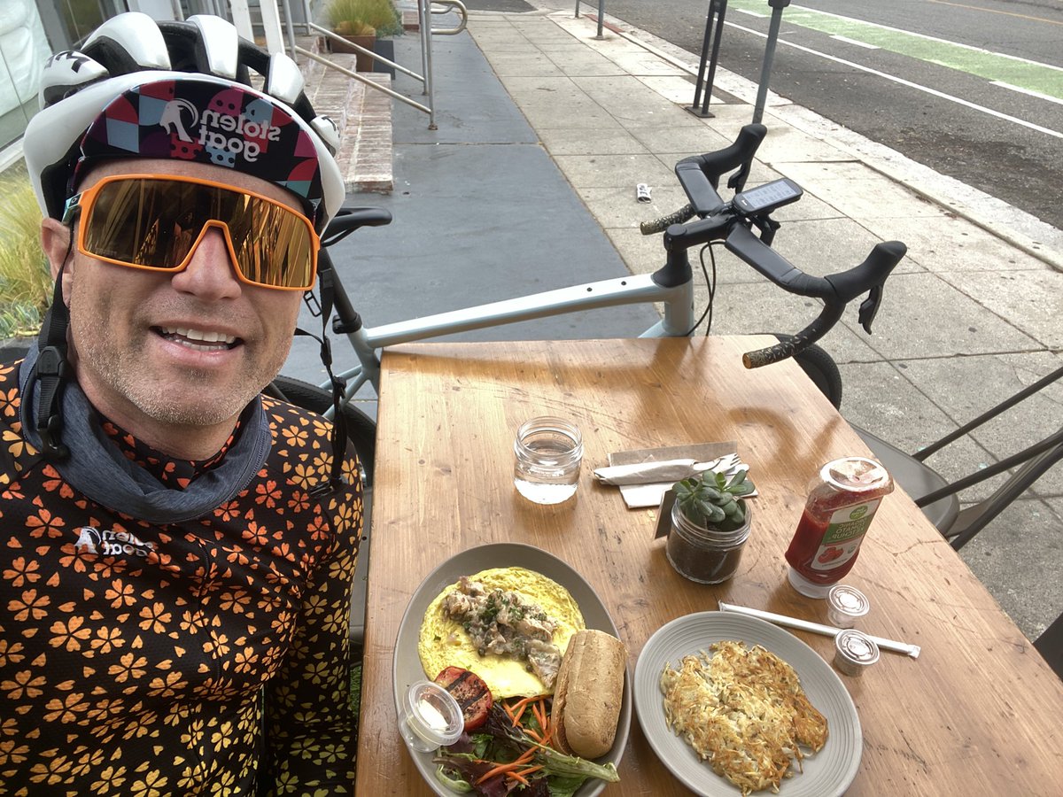 First cafe ride post pandemic #cycling #caferide #stolengoat #gravelbike