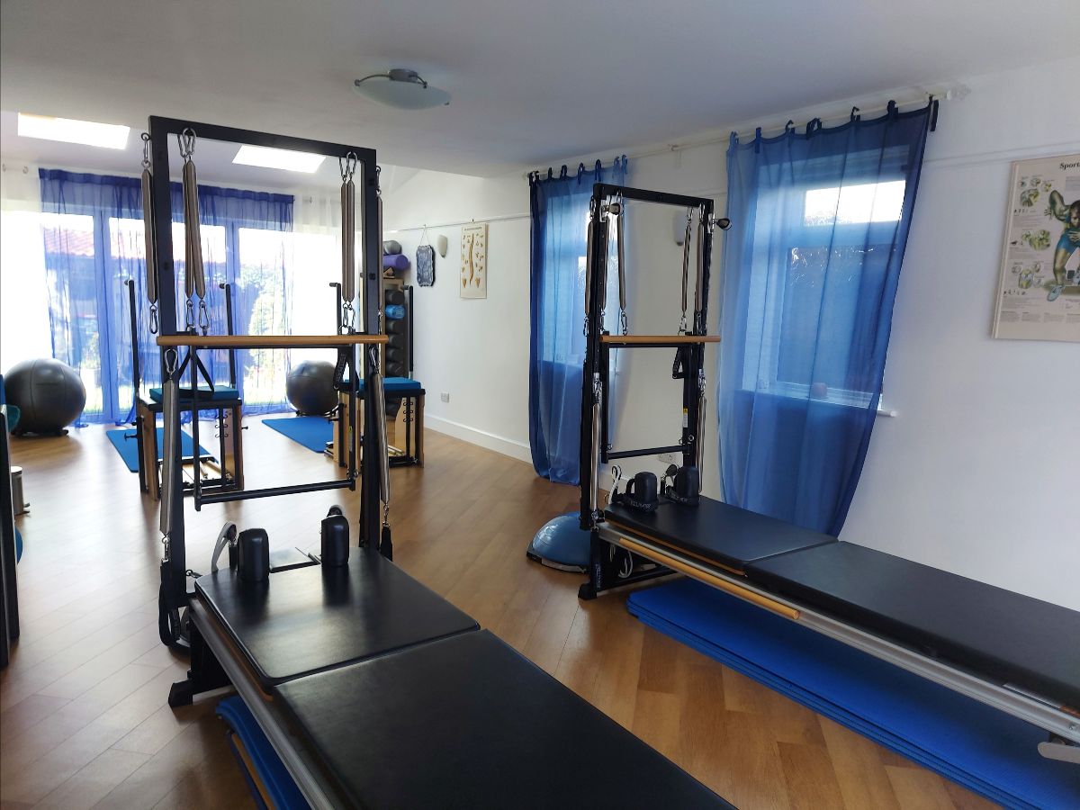 The 4Most Fitness Studio Is OPEN!!! - mailchi.mp/6cfad2307e61/t…
Go to my Ubindi booking page to book your session now! app.ubindi.com/Kate.Searchfie…