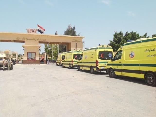 AhmedRashd19's tweet photo. The Egyptian ambulance in the way to gazza 
#GazzaUnderAttack https://t.co/iWSZrajW8q