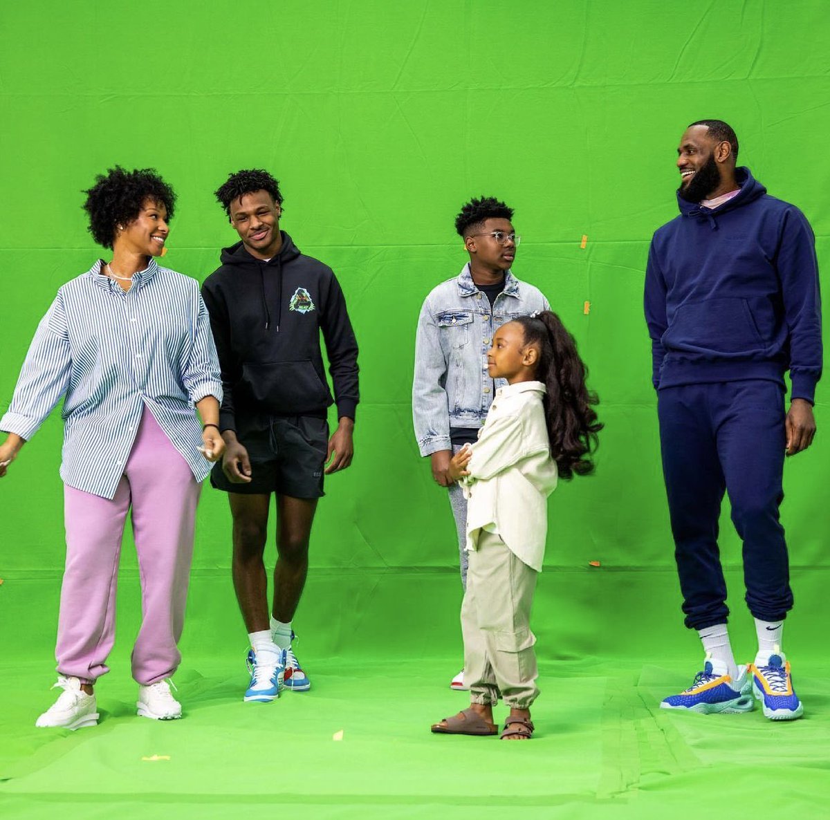 tvwriteher's tweet image. The James Gang is so beautiful 😍😍