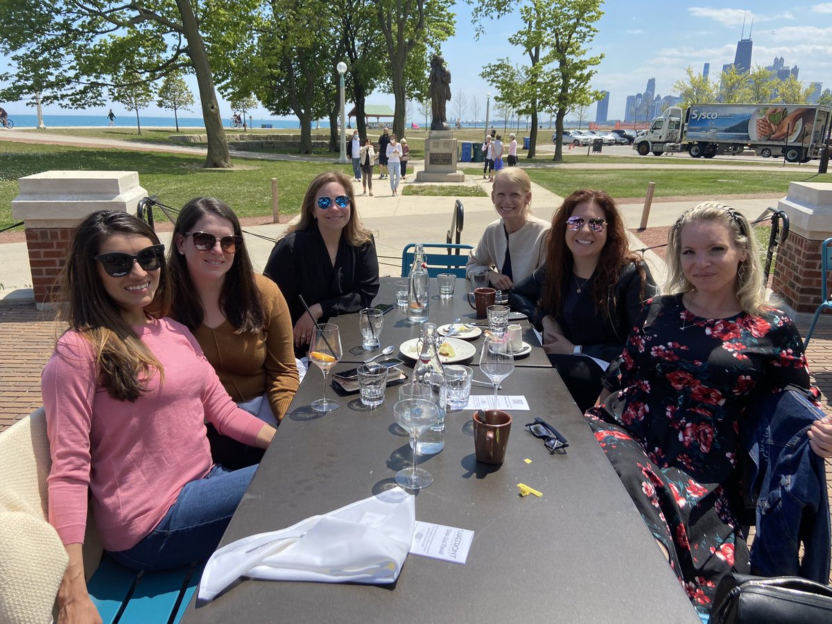 NU_OBAnes's tweet photo. Power lunching before a busy day at #SOAPAM2021! Enjoying a sunny Chicago day ☀️ @lange_ems @banayan @nhi621 @MccroryEmery @hnixon147 @jmgMD82  @SOAPHQ @UICanesthesia @NMAnesthesia https://t.co/qOEeoc8OWH