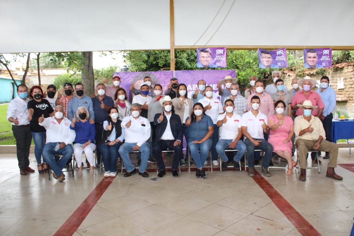 hernandezderas's tweet photo. En #Cuahutémoc, municipio de la próxima gobernadora de #Colima @Mely_Romero, nos reunimos estructuras campesinas, comisariados y ex dirigentes estatales con nuestros candidatos cenecistas Gaby Mejía, Lizzie Moreno y Riult Rivera.
#VaPorColima
#MelyGobernadora https://t.co/Mdpx45fAbf