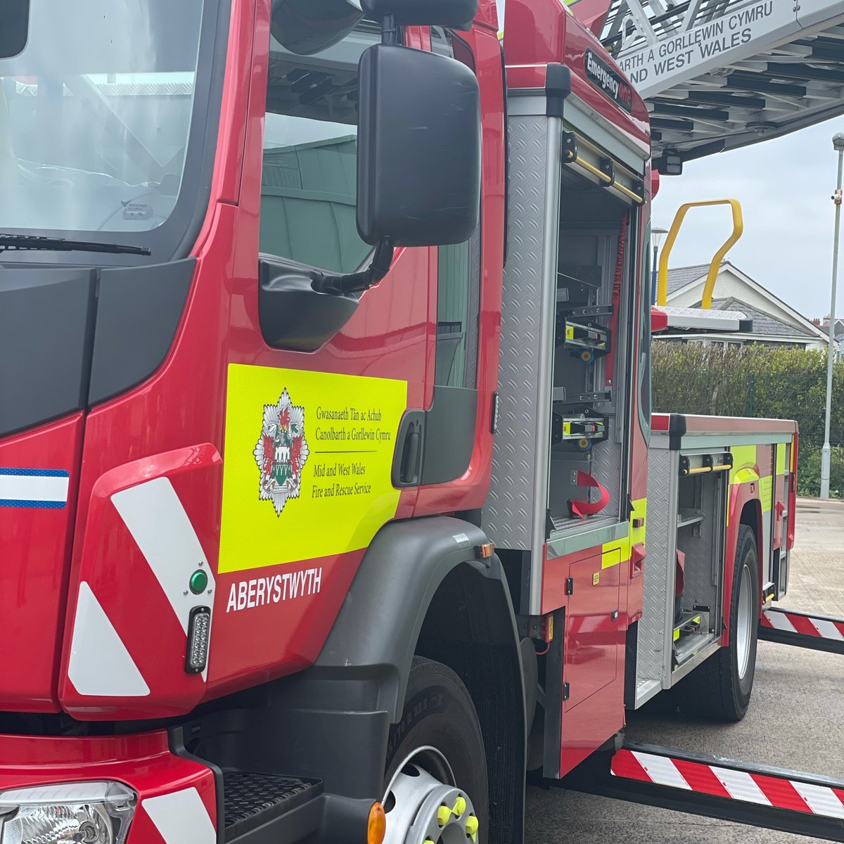 mawwfire's tweet photo. Braf oedd cael croesawi aelodau o’n Hawdurdod Tân i Orsaf Aberystwyth heddiw.
--
It was a pleasure to welcome members of our Fire Authority to Aberystwyth Station today. https://t.co/GTEitHqCoE