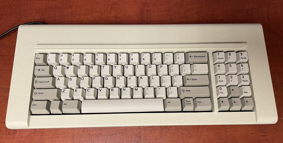 Tsubashi's tweet photo. It is finally here! #modelfkeyboard https://t.co/oJ55UdzHp4